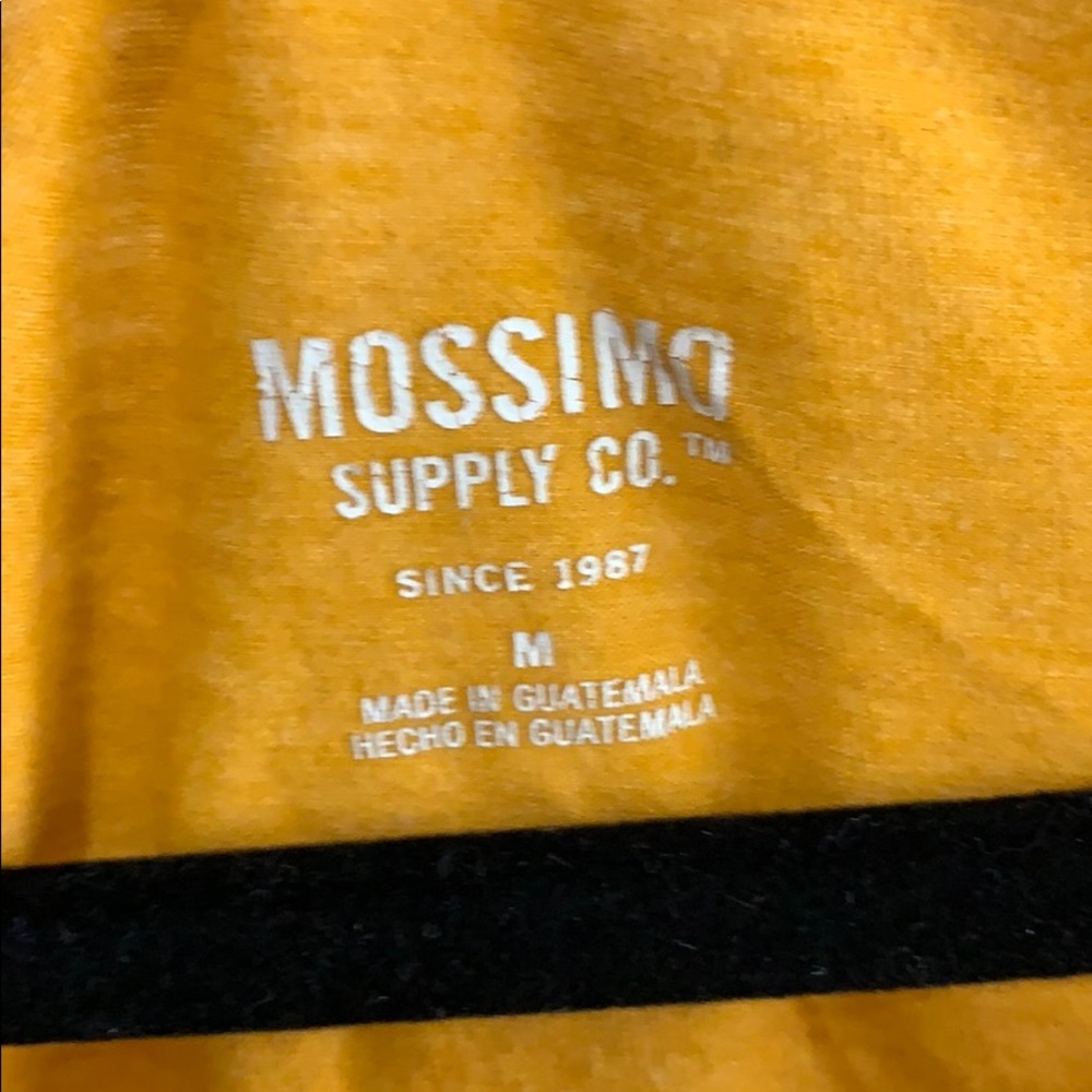 t-shirt - Picture 3 of 3
